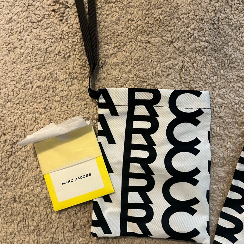 Marc Jacobs Monochrome Logo Dust Bag